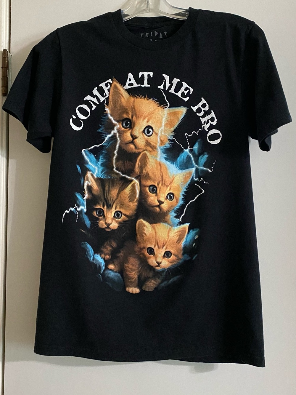 Friday JR Black 'Come At Me Bro' Kittens Cat T-Shirt